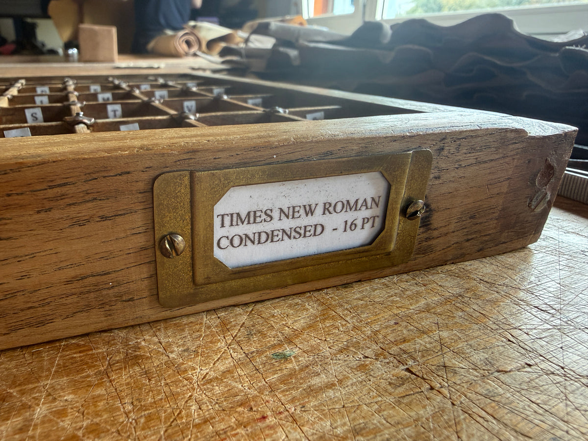 Second Hand Type - New Times Roman Condensed 16pt + Q&S