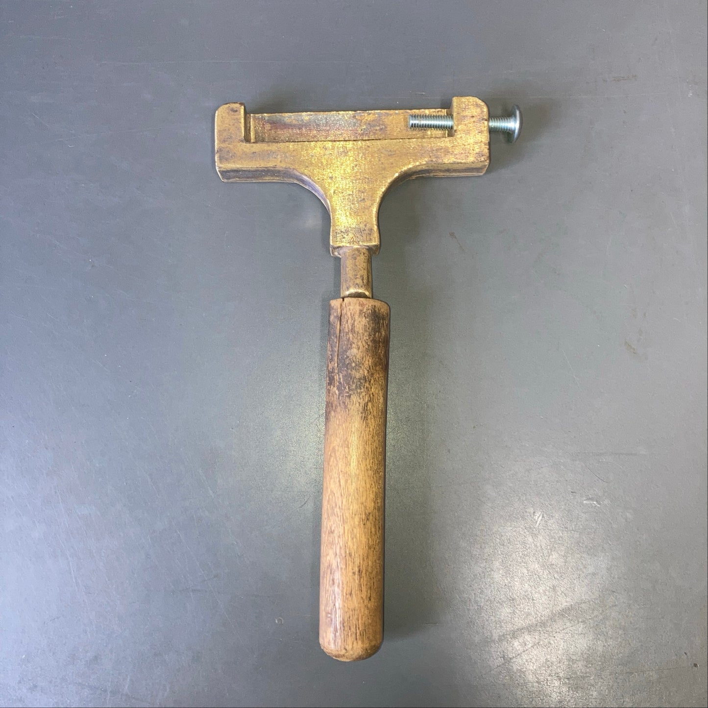 Single Line Type Holder 3"