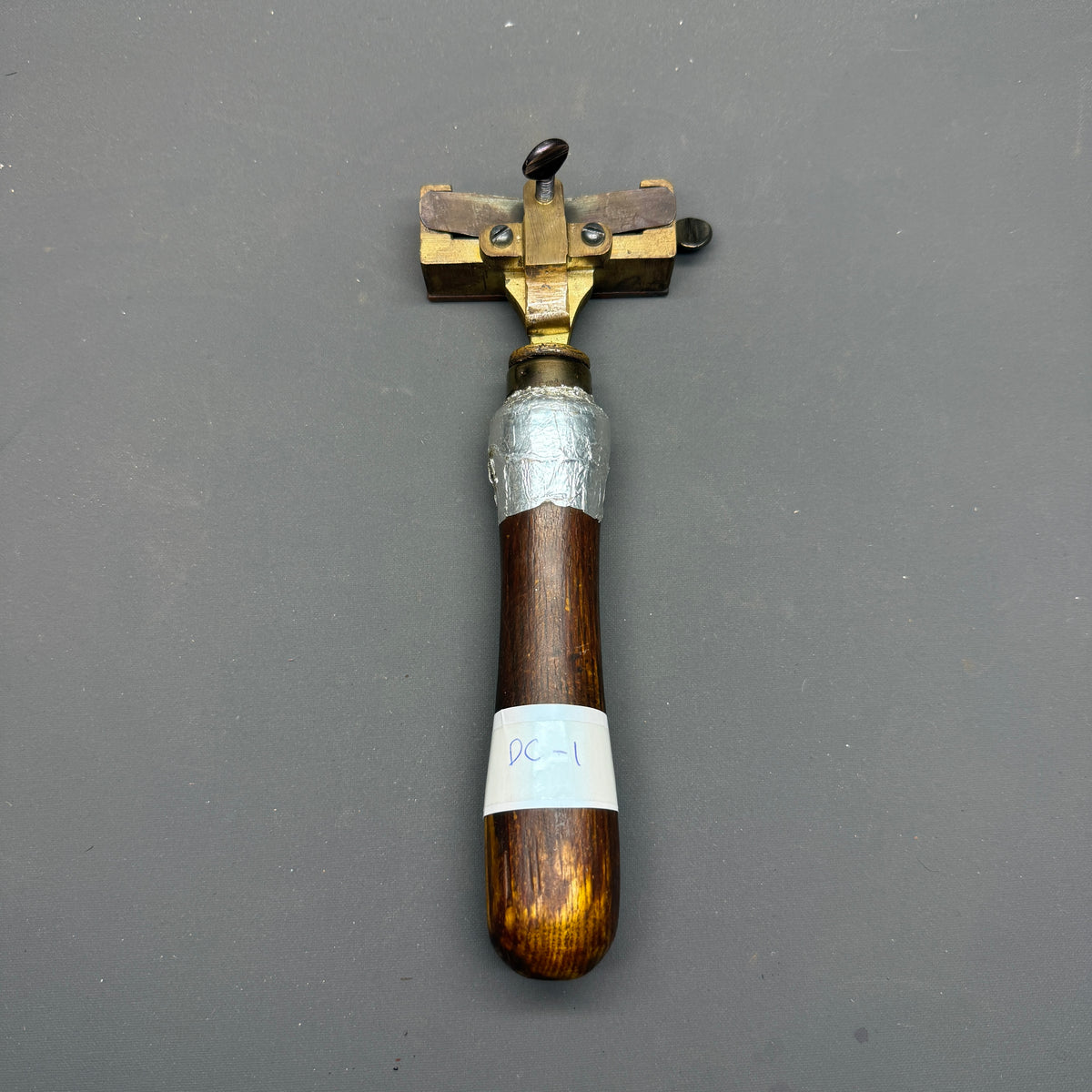 Second Hand 2" Type Holder