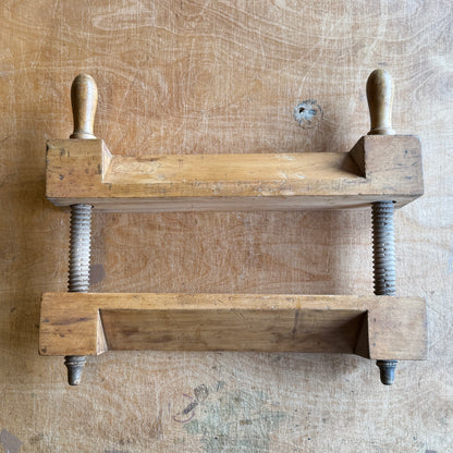 Second Hand Finishing Press - 44cm
