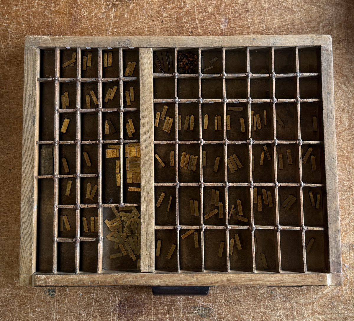 Second Hand Type - New Times Roman Condensed 16pt + Q&S