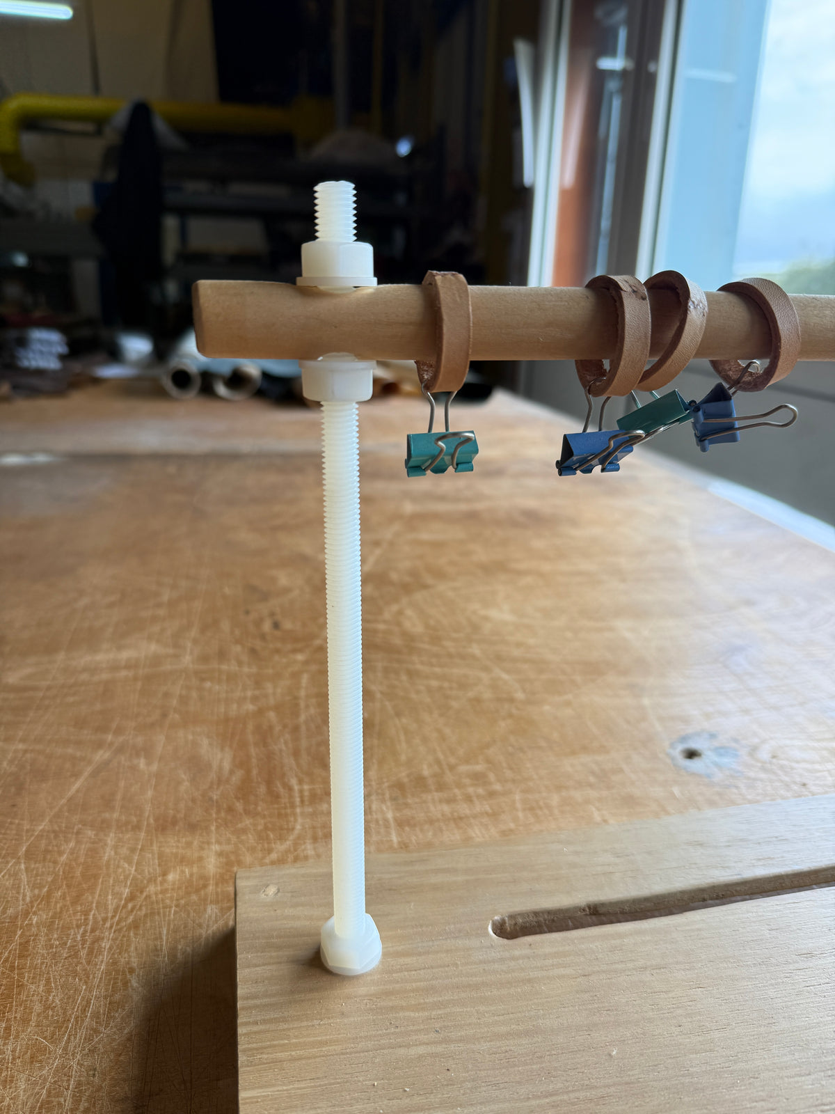 Second Hand - Sewing Frame