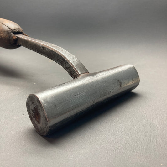 Polishing Iron