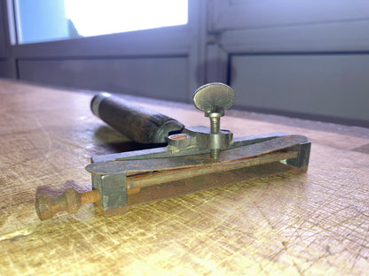 Type Holder