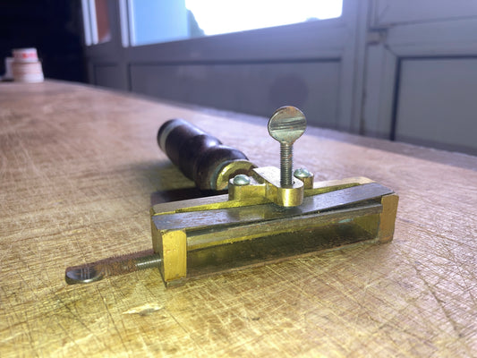 Type Holder