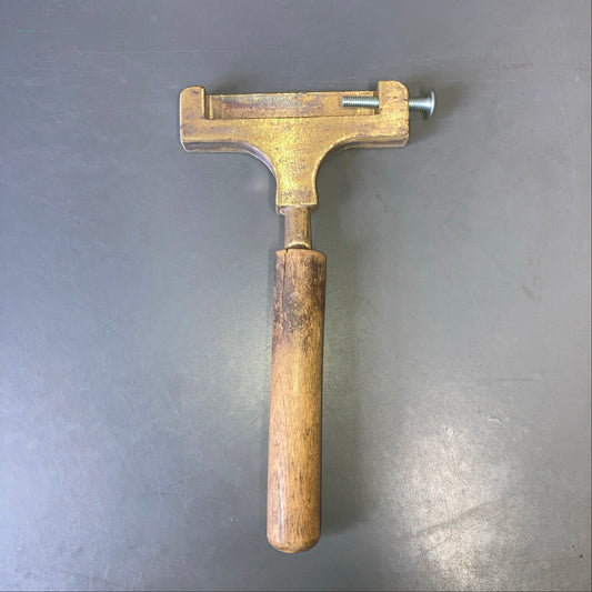 Single Line Type Holder 3"